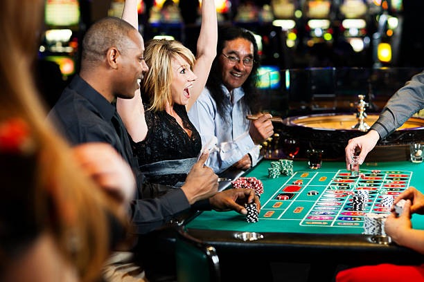 abangku mobile app interface showing sports and casino options