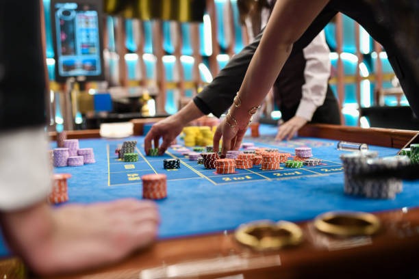 Live Shio Table dealer on abangku mobile app with real-time bet slip and player balance